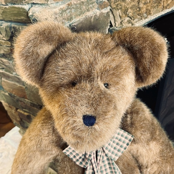 Hunter Bearsdale. 38” jointed Boyd’s Bear.